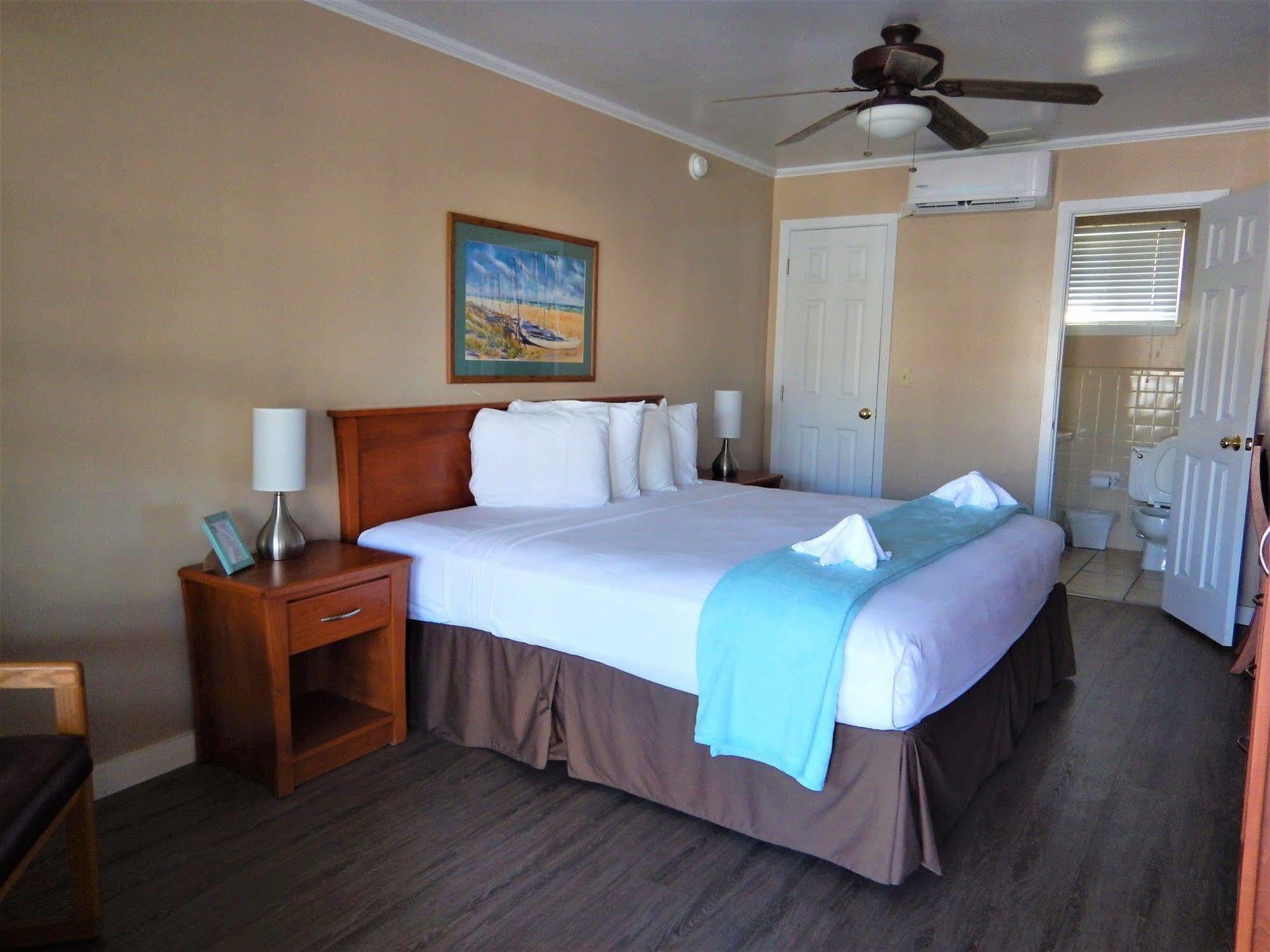 Tropic Island Resort Port Aransas Exteriör bild