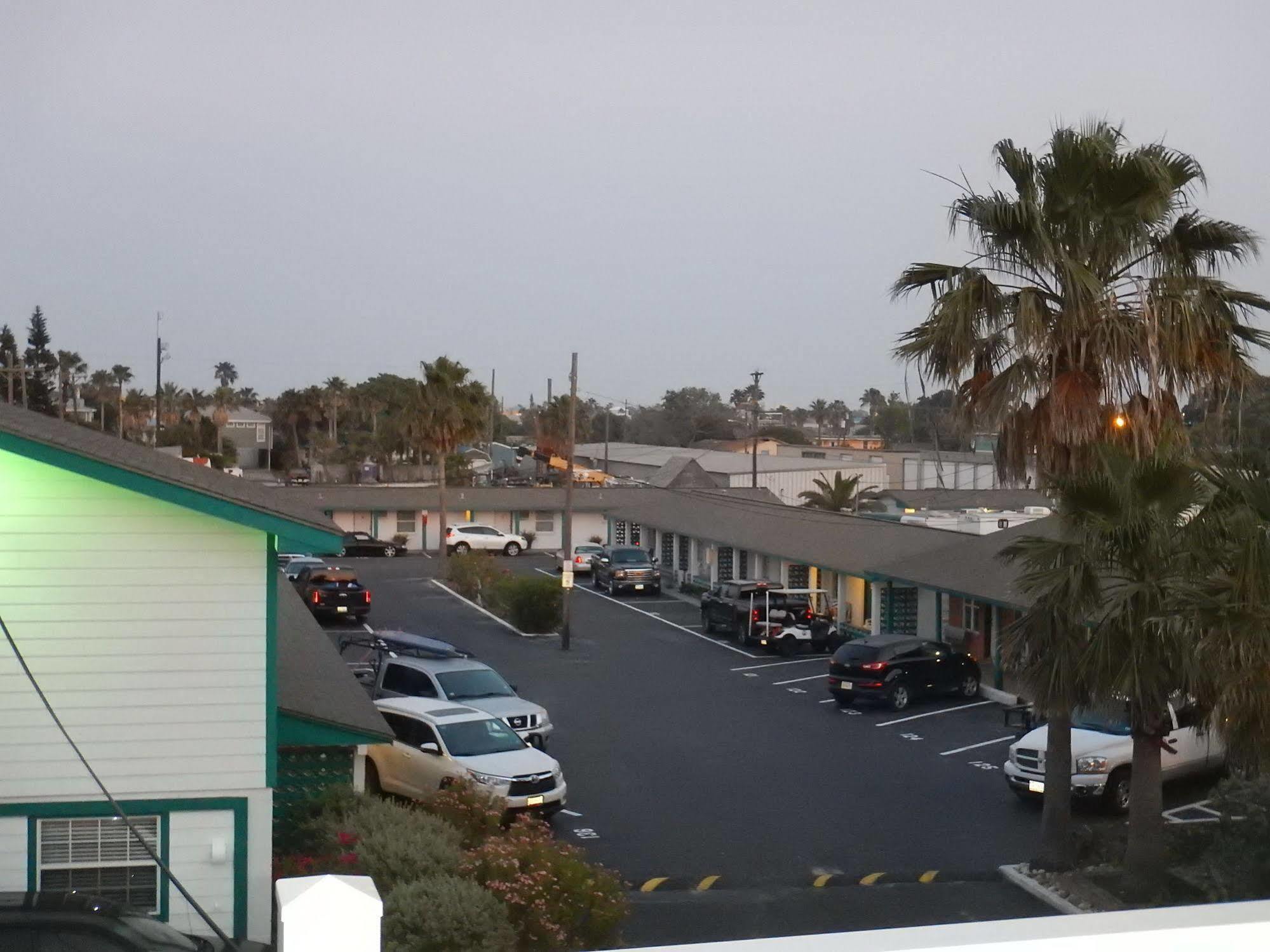 Tropic Island Resort Port Aransas Exteriör bild
